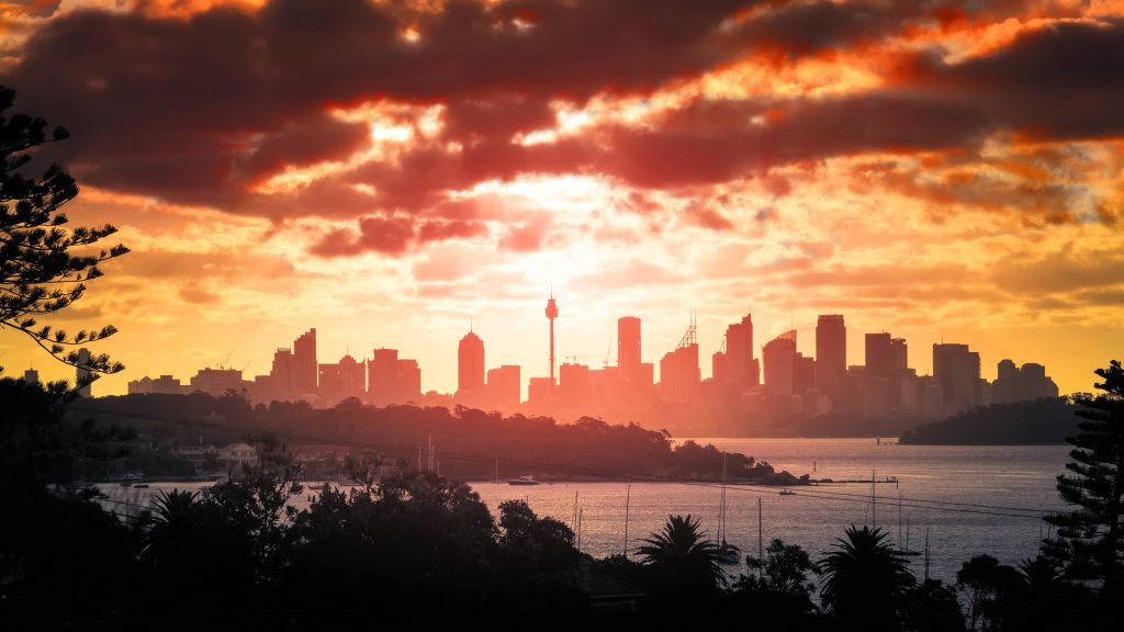 Sydney Skyline in de avondzon